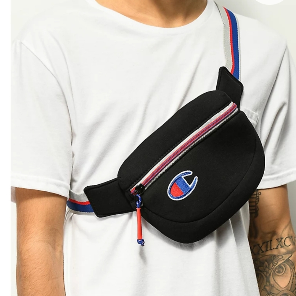 Champion Attribute Waistbag Black